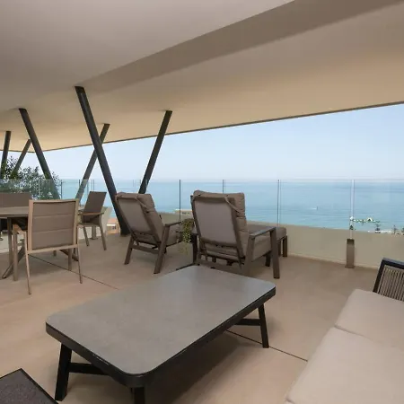 Modern - Amazing Seaview - Close To - Pool * פואנגירולה