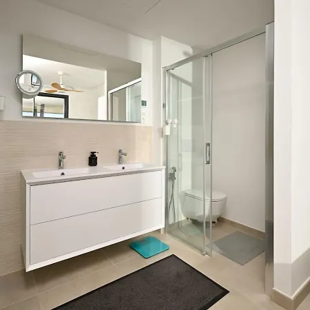 Modern - Amazing Seaview - Close To - Pool פואנגירולה