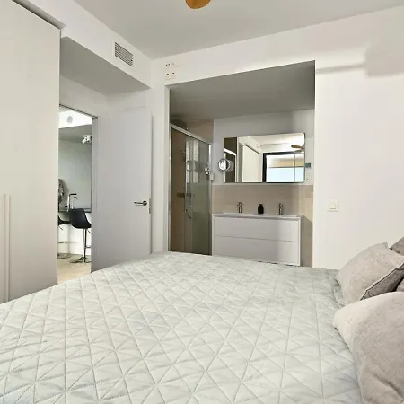 Modern - Amazing Seaview - Close To - Pool דירה