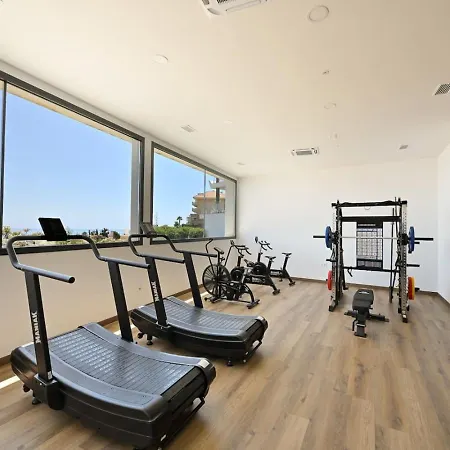 Modern - Amazing Seaview - Close To - Pool פואנגירולה